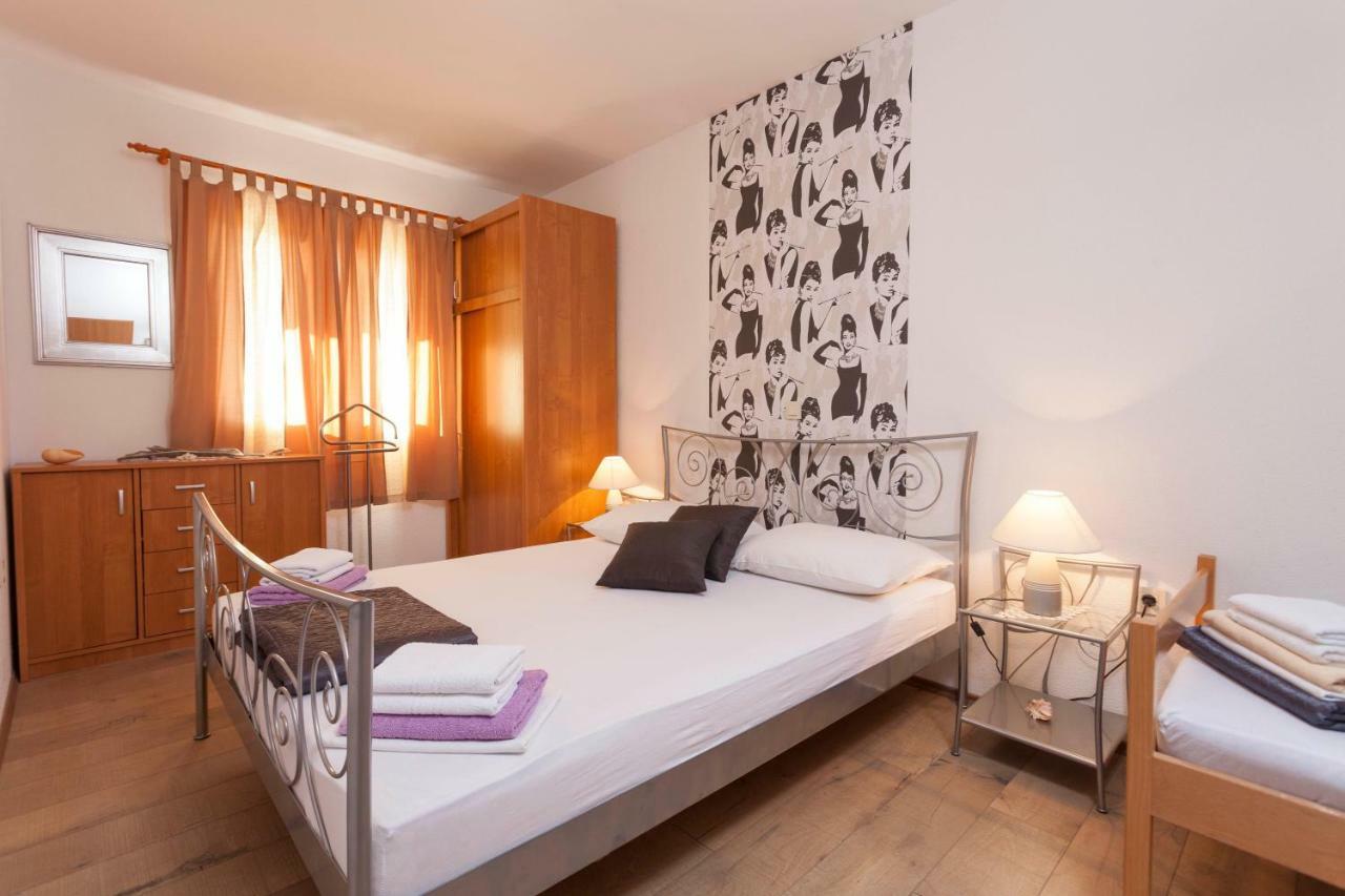 Apartments Rustica Makarska Buitenkant foto