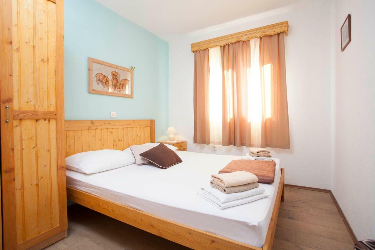 Apartments Rustica Makarska Buitenkant foto